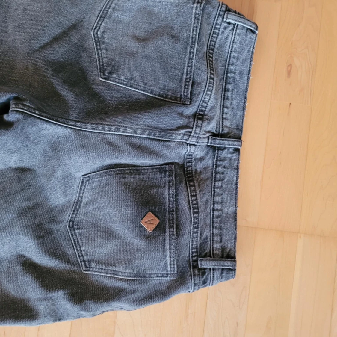 Grå A’99 low straight från Abrand jeans - 1