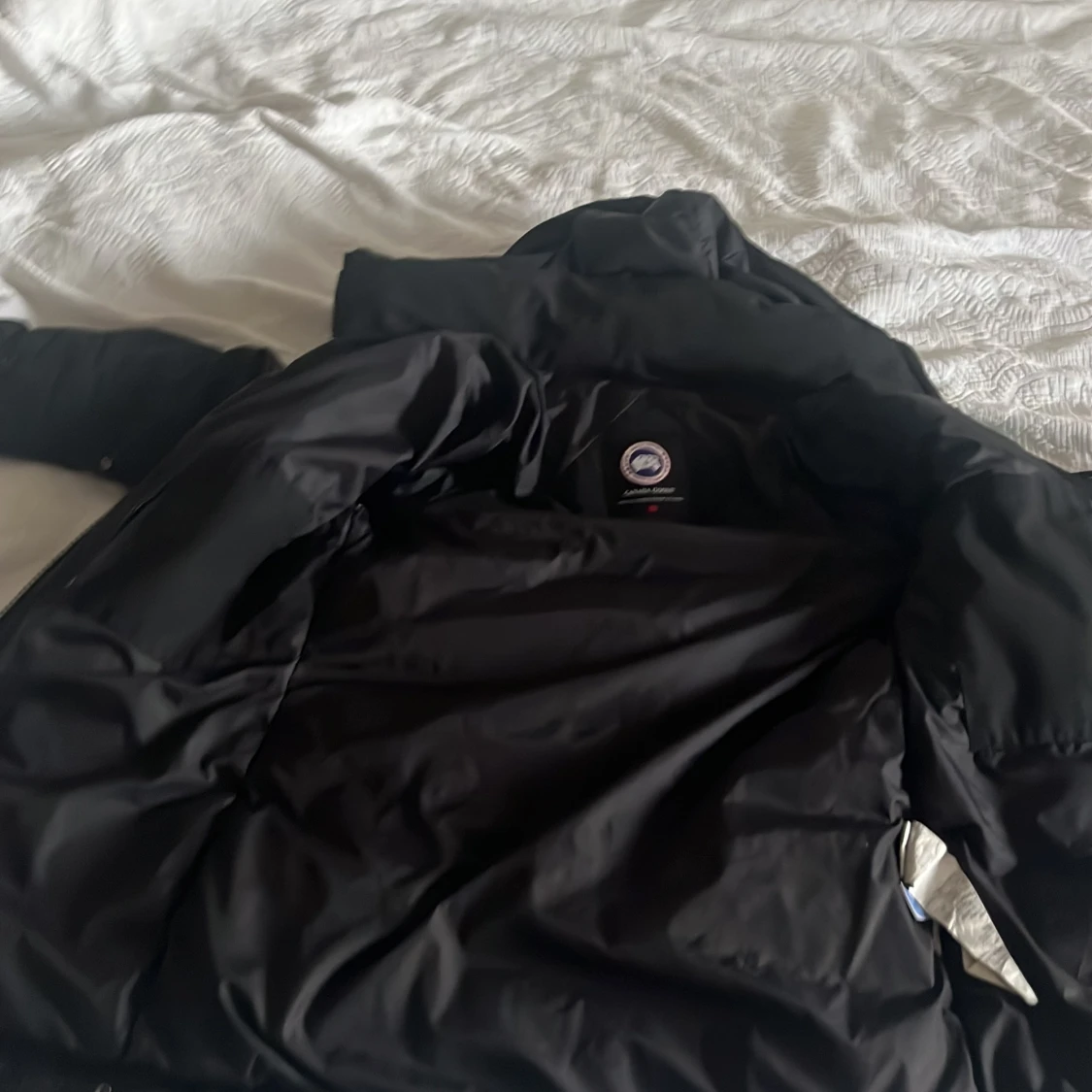 Svart dunjacka från Canada Goose