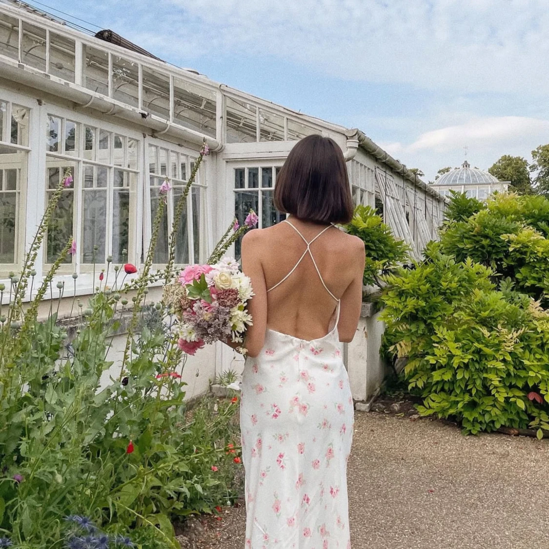 ZARA OMBLOGGAD Bianca Vit långklänning med blommigt mönster - 4