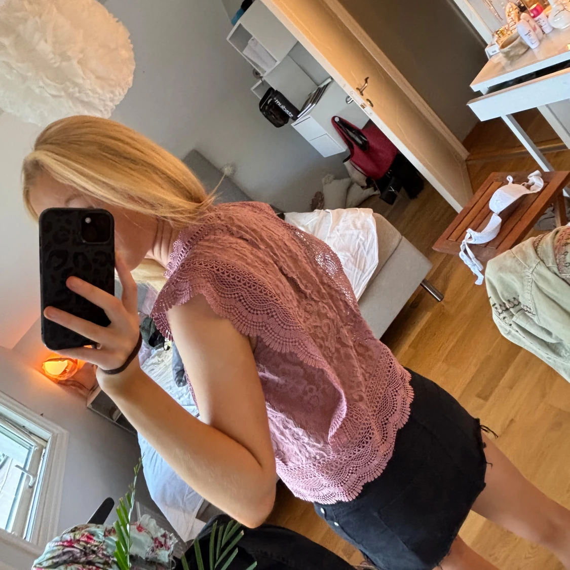 Ljuslila spetsblus från ONLY - 2