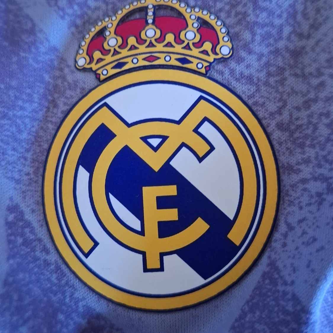 Real Madrid Benzema matchställ strl 12 "145-160" - 3