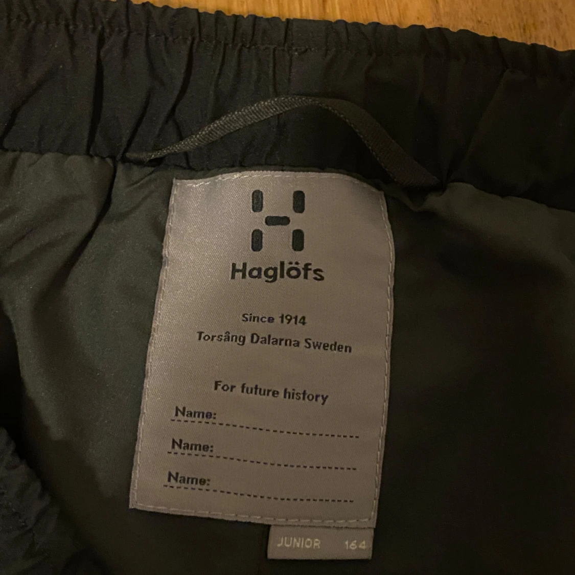 Svarta vindbyxor från Haglöfs - 1