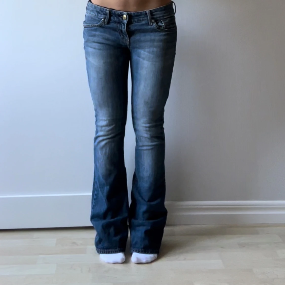 Lågmidjade bootcut jenas 