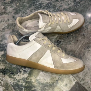 Maison margiela gats - Ett par fina gats i storlek 42 inget og ingår. Självklart äkta