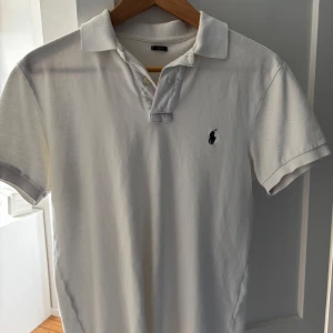 Ralph lauren pike  - Perfket till sommaren köpt på nk