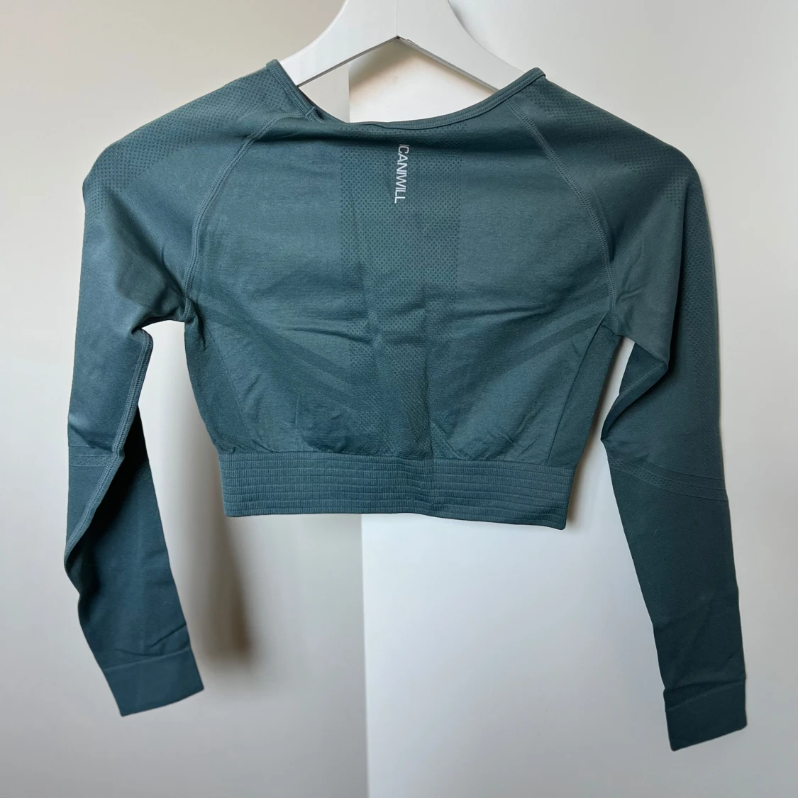 Grön croppad topp från ICANIWILL - 1