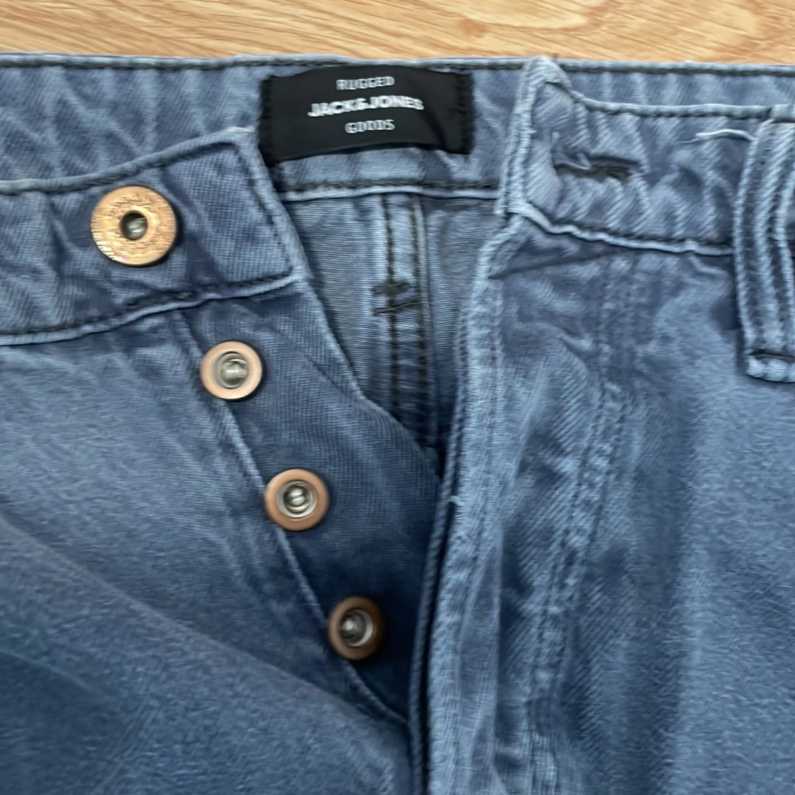 Grå jeans från Jack & Jones Storlek 32/32 - 1