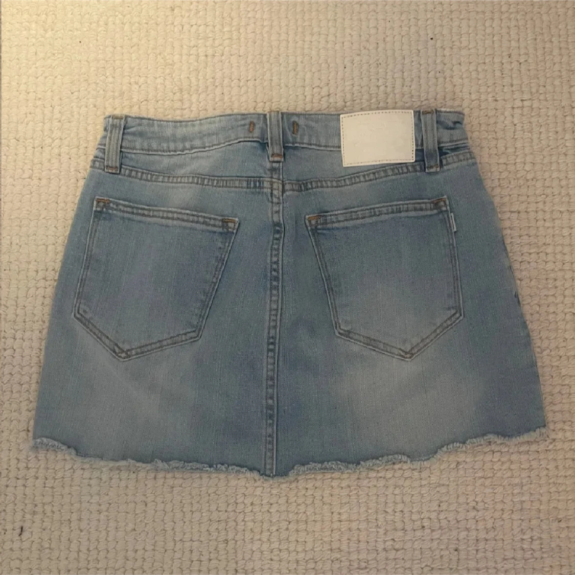 Ljusblå jeanskjol - 1