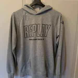 Replay hoodie  - Replay tröja bra skicka 