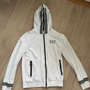 Armani tröja  - Fint skick 