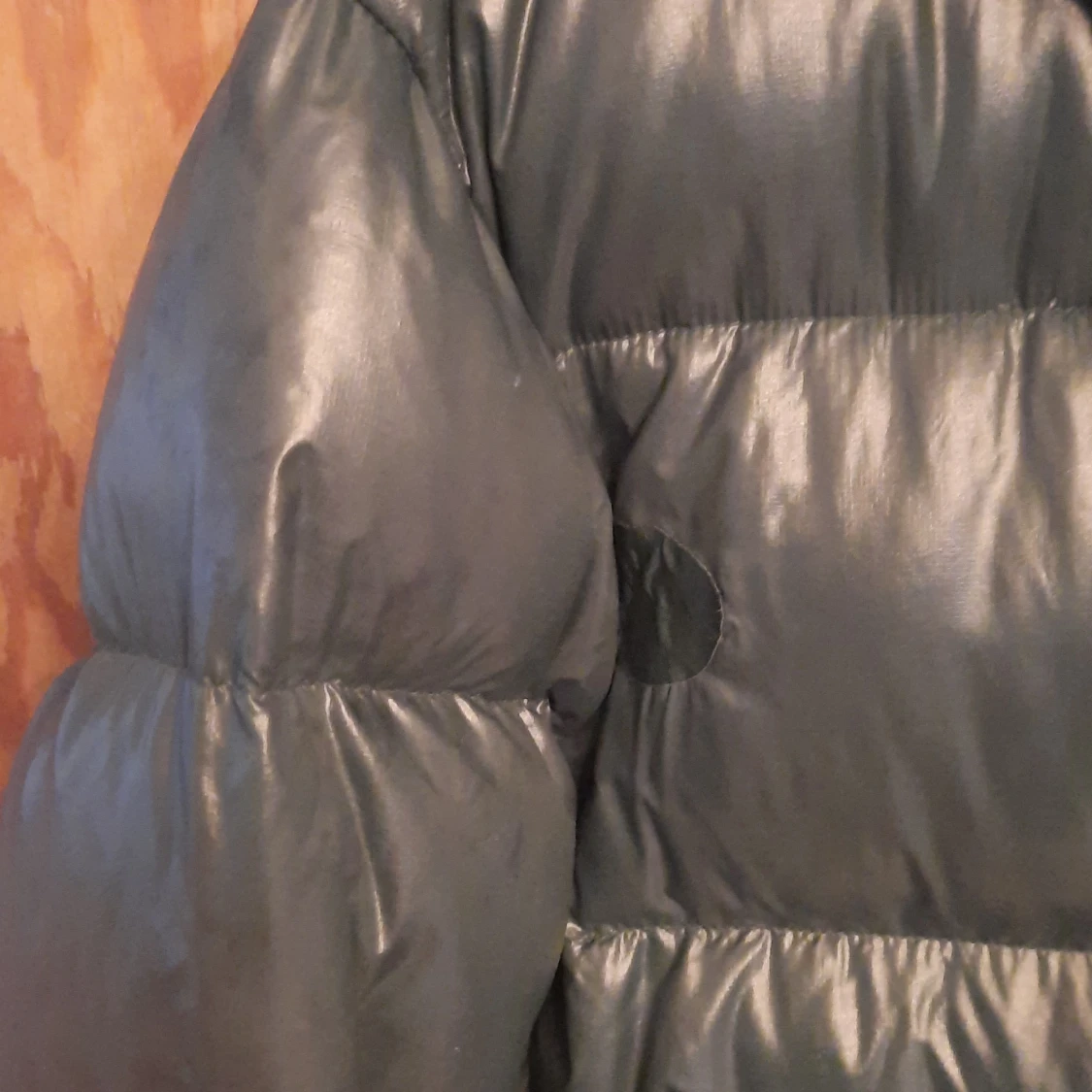 Grön pufferjacka från Peak Performance - 92