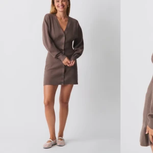 Knitted button down dress - Slutsåld klänning från Ginatricot. Aldrig använd då den var lite för stor på mig. Säljer den i storlek M 💕