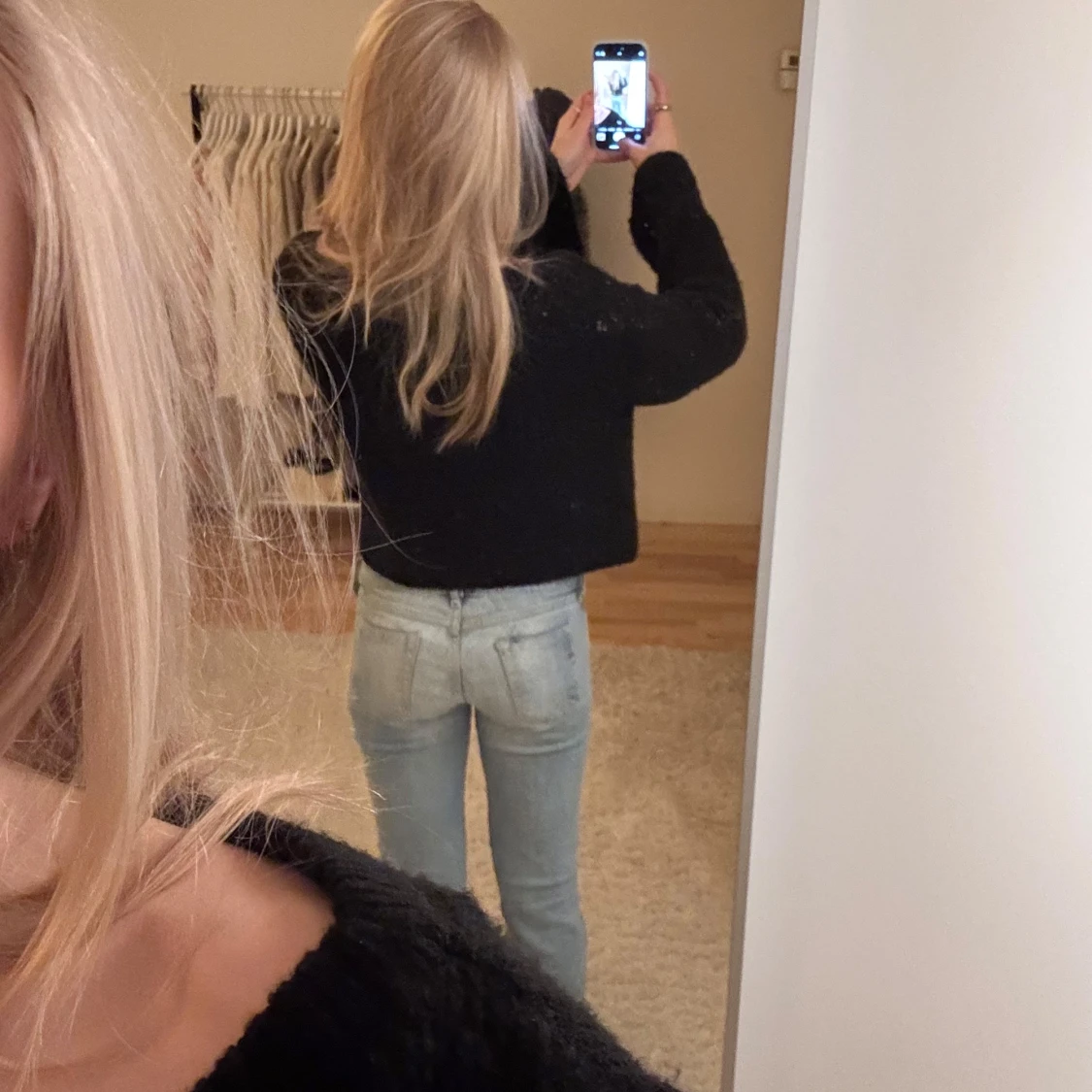 Svart stickad tröja - 91