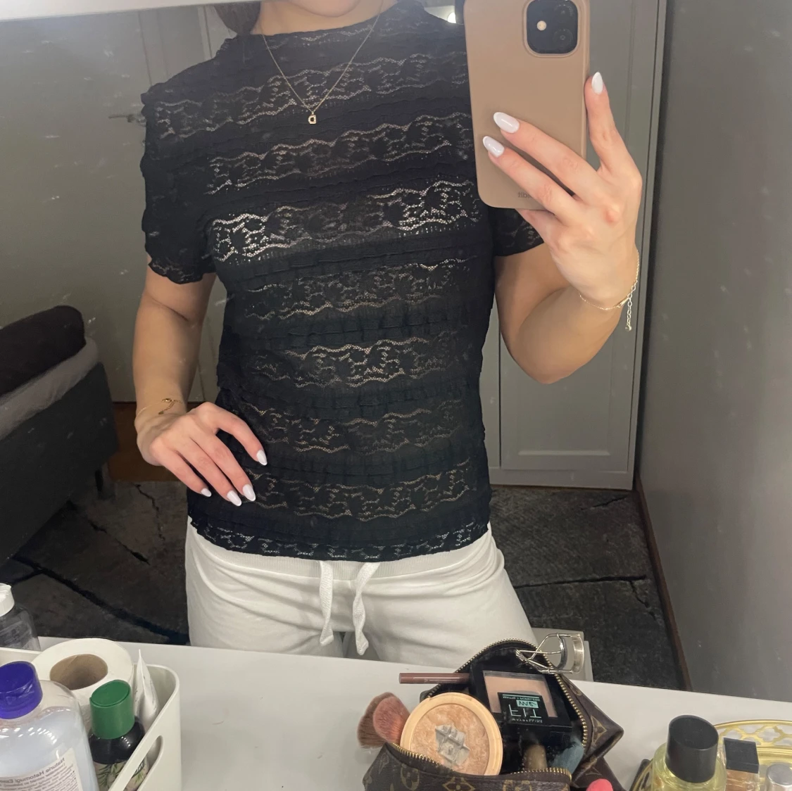 Svart spetsblus - 90