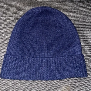 Cashmere mössa - 100% Cashmere mössa säljer pga jag inte använder💯