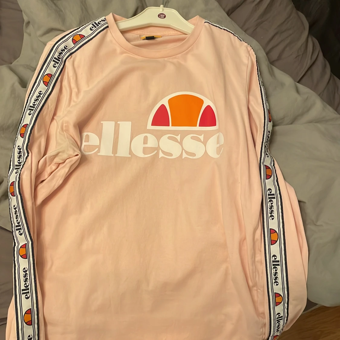 Ellesse tröja