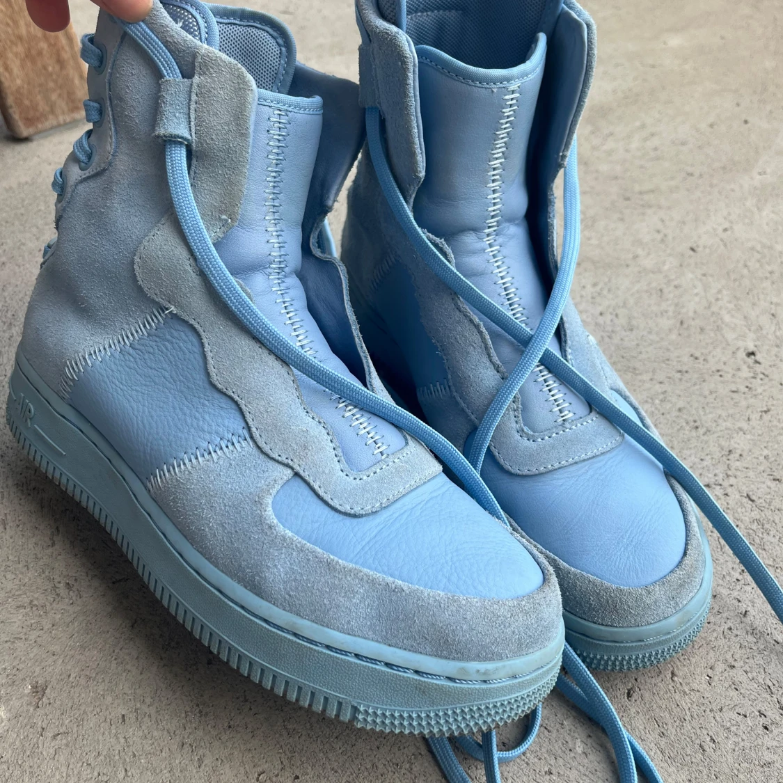 Nike Wmns Air Force 1 Rebel - 90