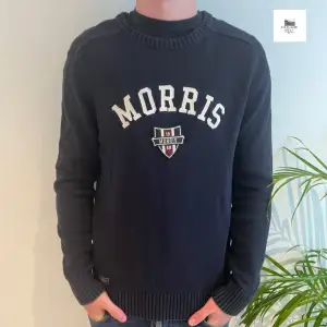 Morris stickad tröja | Skick - 9/10 | Size - M | Pris - 299kr | Modellen är ca 182cm lång | Fraktar via postnord eller instabox på köparens bekostnad | Hör av dig vid minsta fråga eller fundering // 