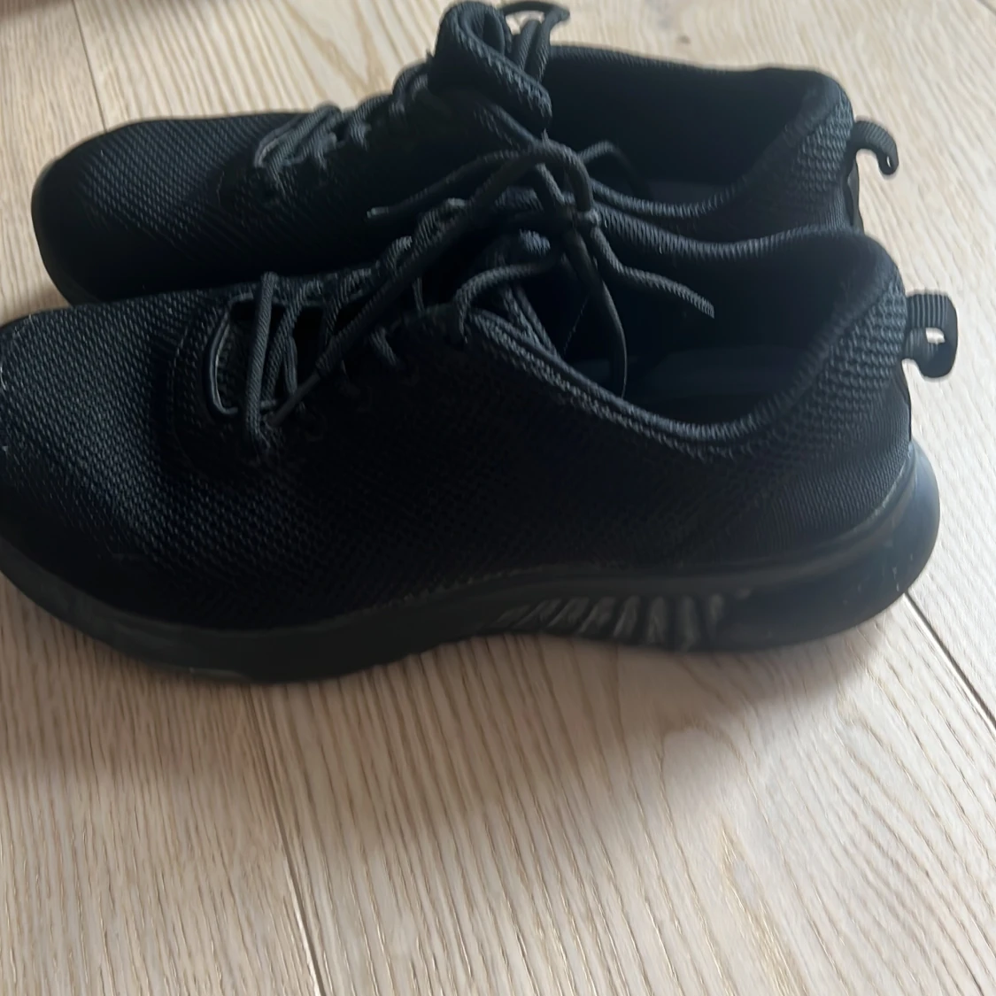   Sköna promenadskor  - 90