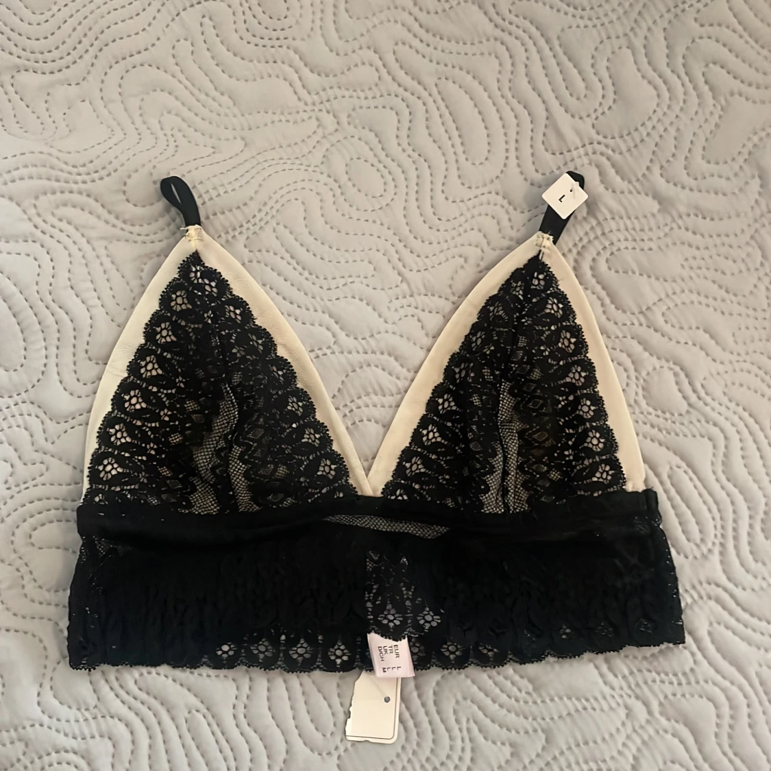 Svart spets bralette