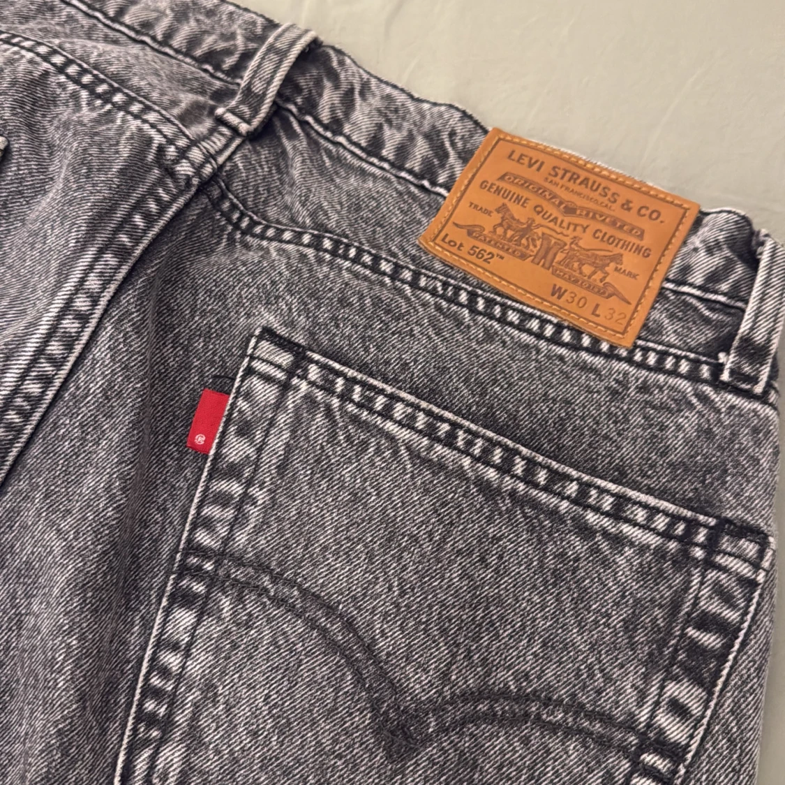 Grå jeans från Levi's - 2