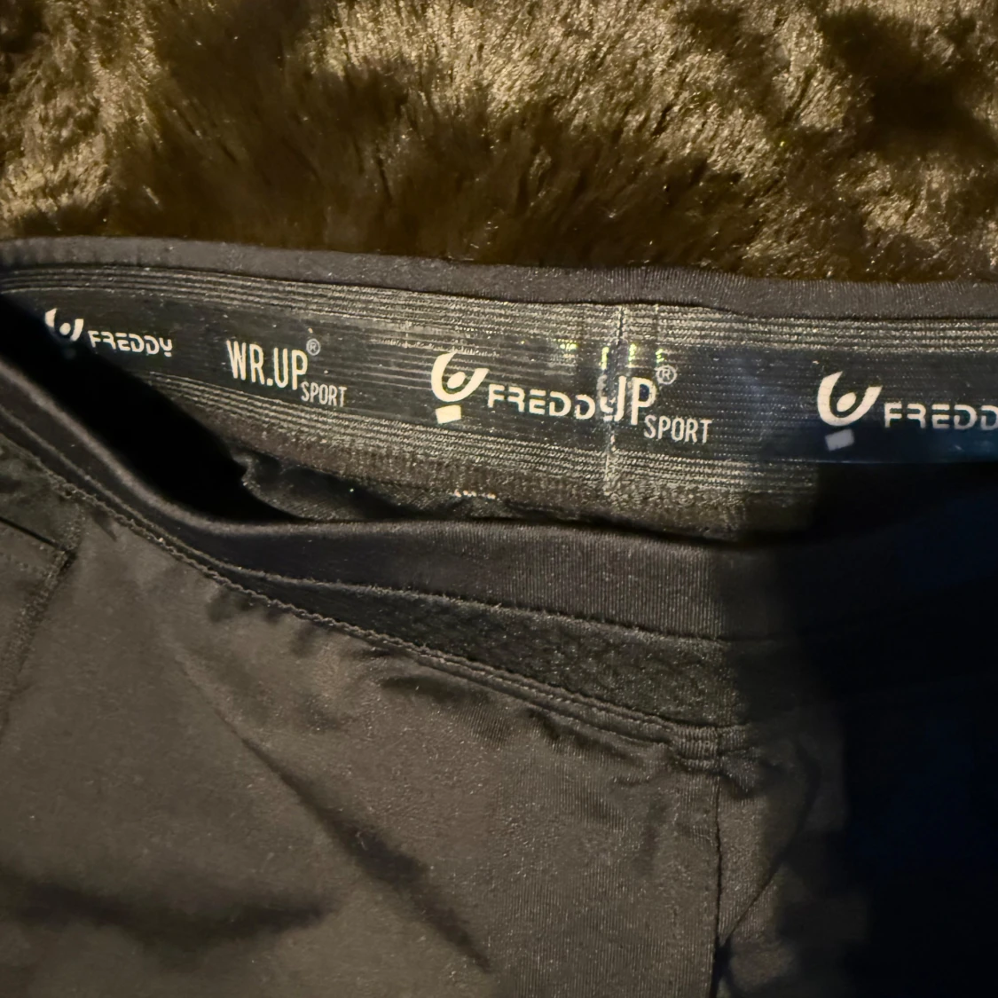 Svarta leggings från Freddy - 2