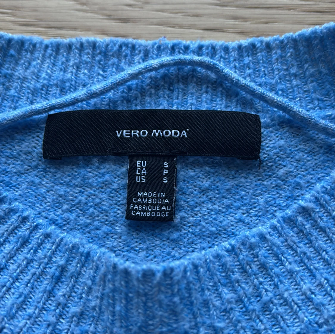 Blå stickad tröja från Vero Moda - 2