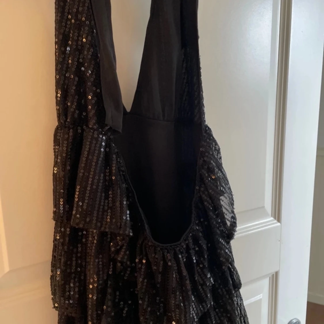 Glittrig festklänning - 2