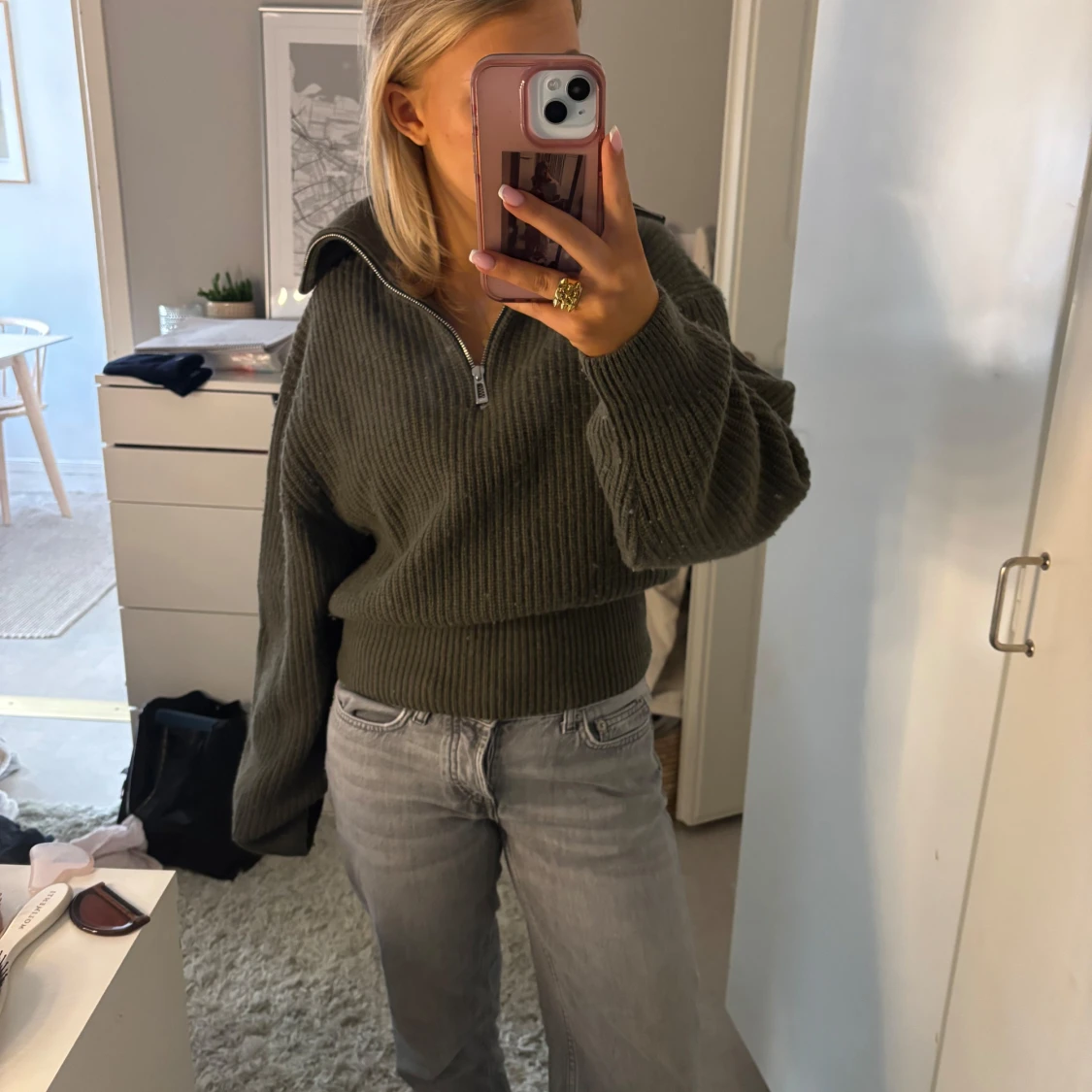 Olivgrön stickad tröja från Hugo