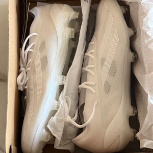 Adidas crazyfast FG - Adidas crazyfast FG size 42 helt nya. 