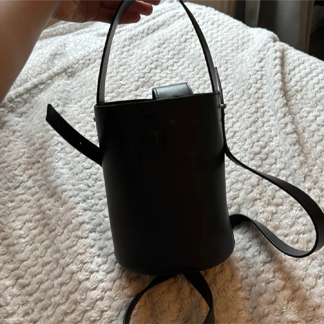 Svart axelväska i skinn - 90