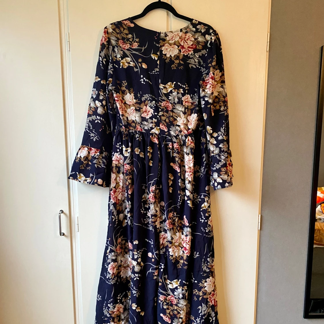 Blommig långklänning - 91