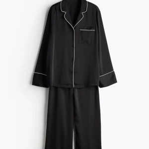 Hm pyamas  - Snygg pyamas från hm som knappt är använd st S