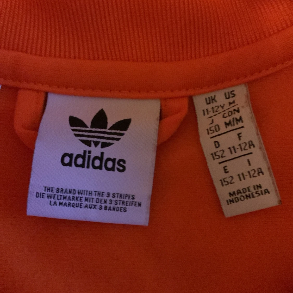 Orange träningsjacka från Adidas storlek 152 cm - 91