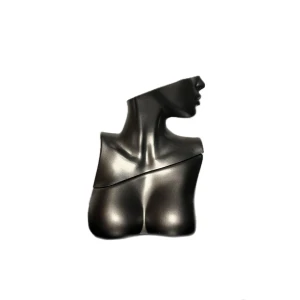 Eilish no. 2 edp - Billie Eilish parfym 30 ml Ca 70% kvar. Förpackningen finns kvar. Fler bilder kan skickas om det önskas. Köpt för 600kr. Priset går att diskuteras.