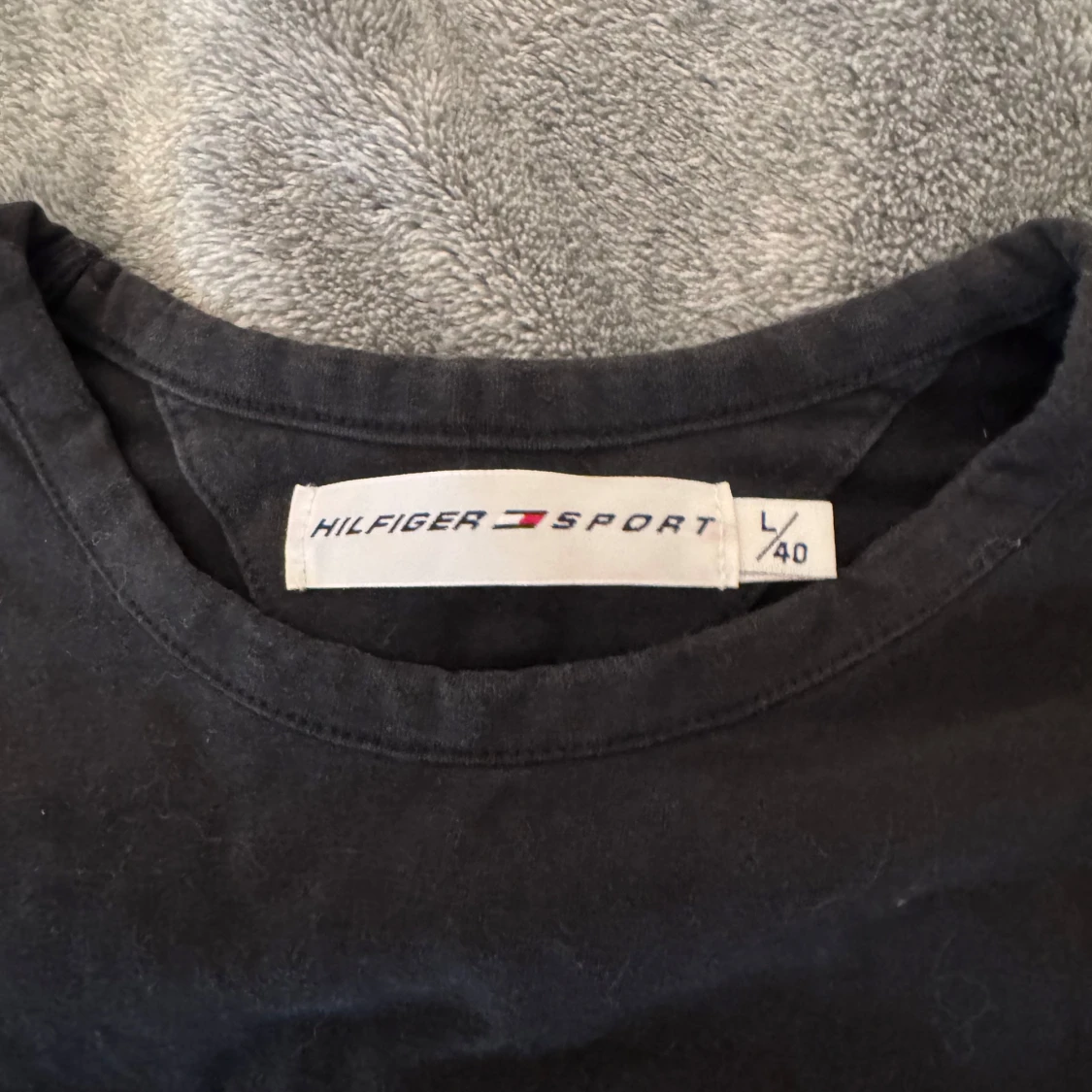 Svart Hilfiger t-shirt - 91