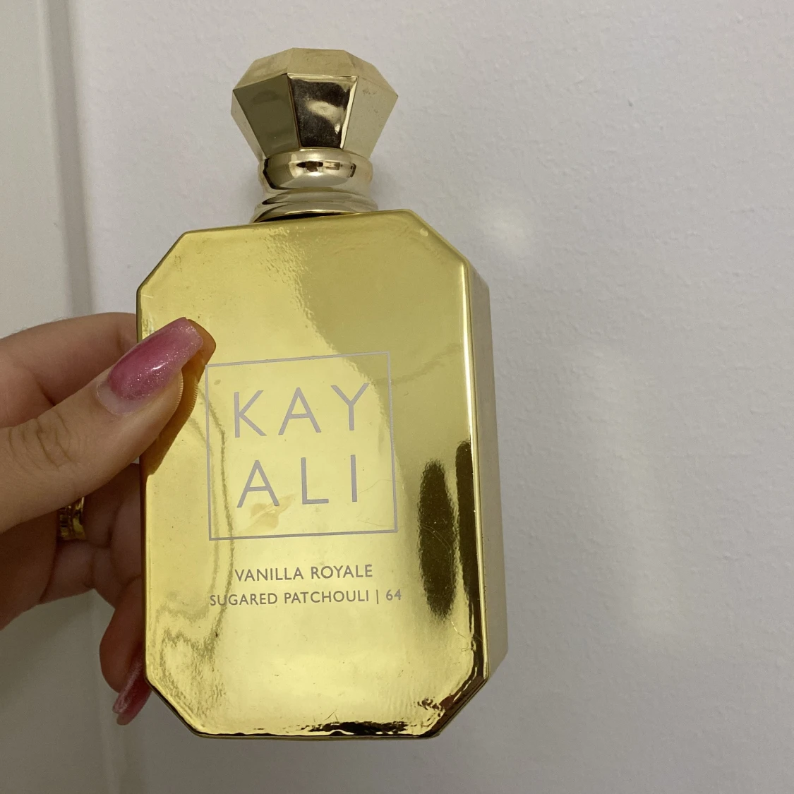 Kayali Vanilla Royale Sugared Patchouli 64