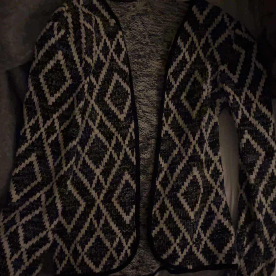 Mönstrad kofta - 90