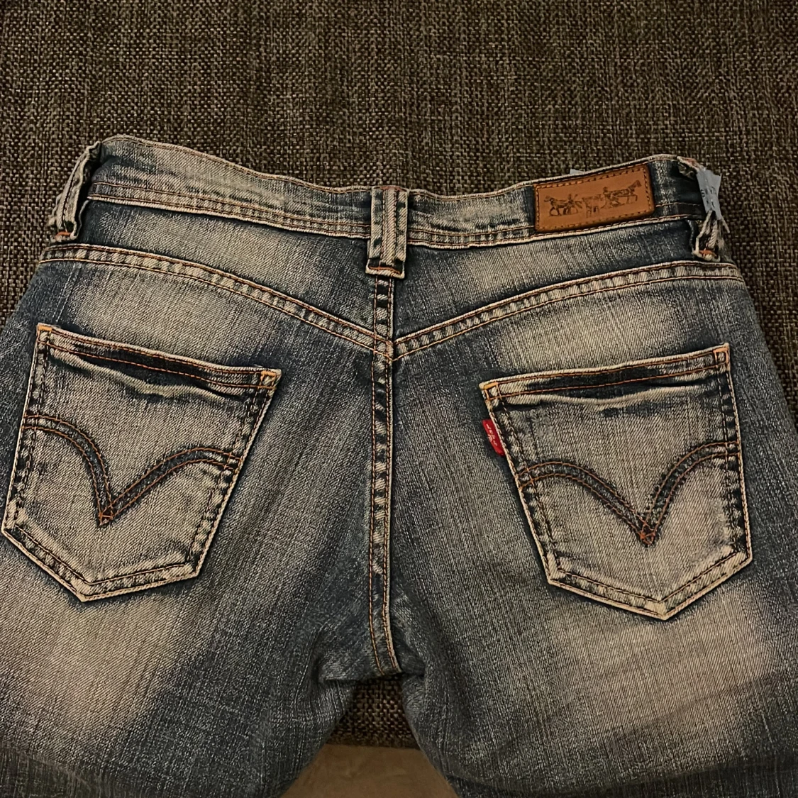 Blå jeans med bootcut - 90
