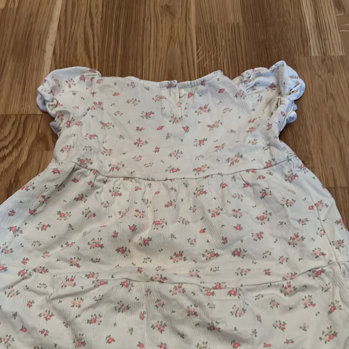 Blommig klänning från H&M - 92