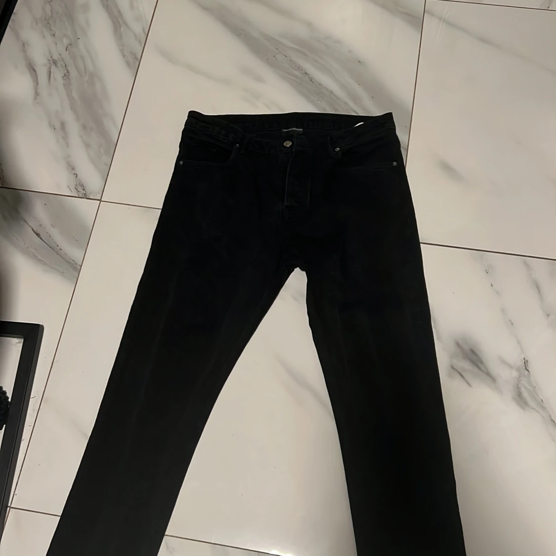 Svarta Armani jeans