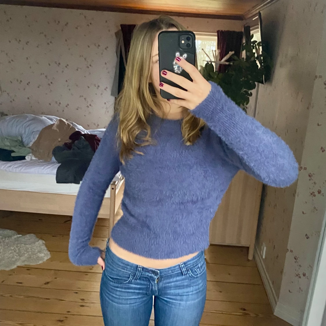 Stickad lurvig tröja - 90