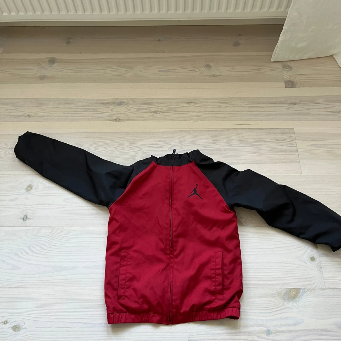 Jordan windbreaker