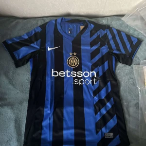 Milan home kit - Helt ny