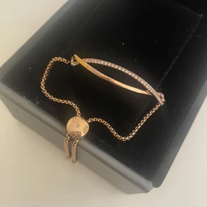 Michael Kors, armband - Aldrig använt!  Roséguld