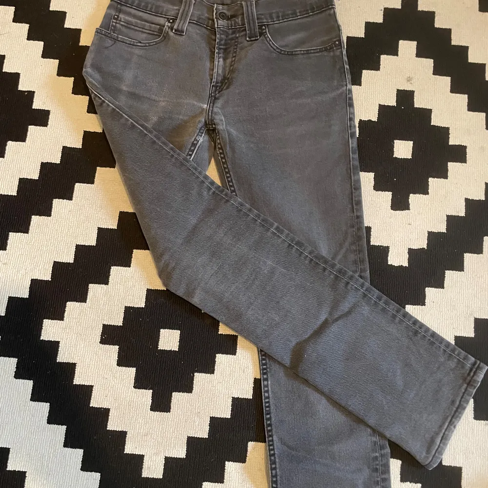 Använd några gånger och är i perfekt skick. Jeans & Byxor.