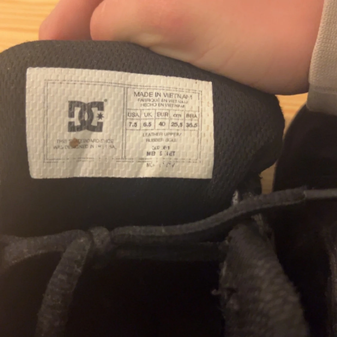 Svarta sneakers från DC - 91