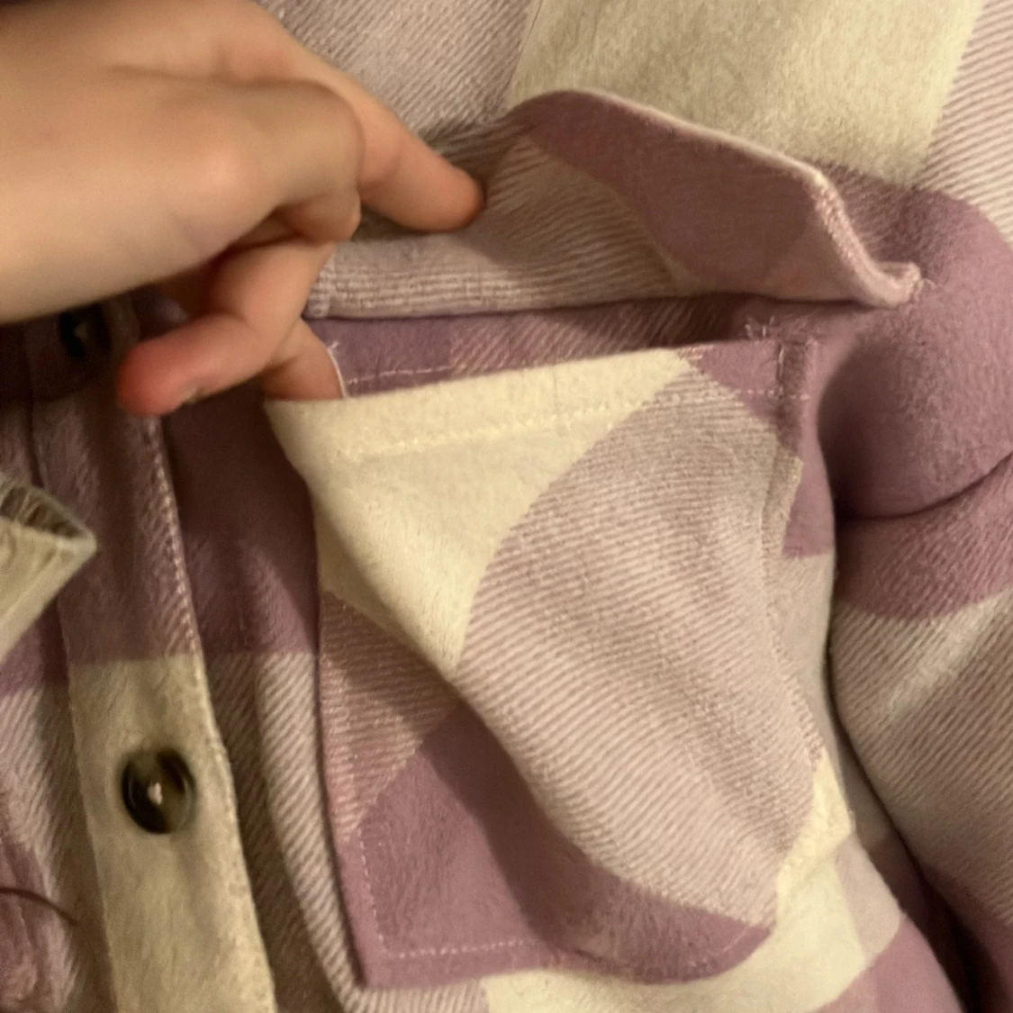 Rutig overshirt i lila och vit - 91