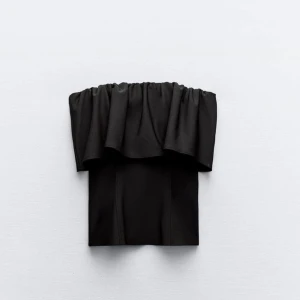 Volang tuptopp från zara  - Säljer nu denna jätte populära tuptoppen från zara i storlek S. ❤️