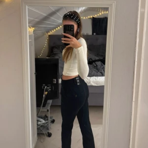 Byxor/ chinos  - Helt nya byxor. Storlek XS. Pris 55:- vid frågor kontakta mig 🫶🏽